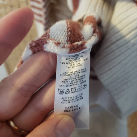 Valentine's Day sweater from Ann Taylor LOFT - Picture 5 of 5